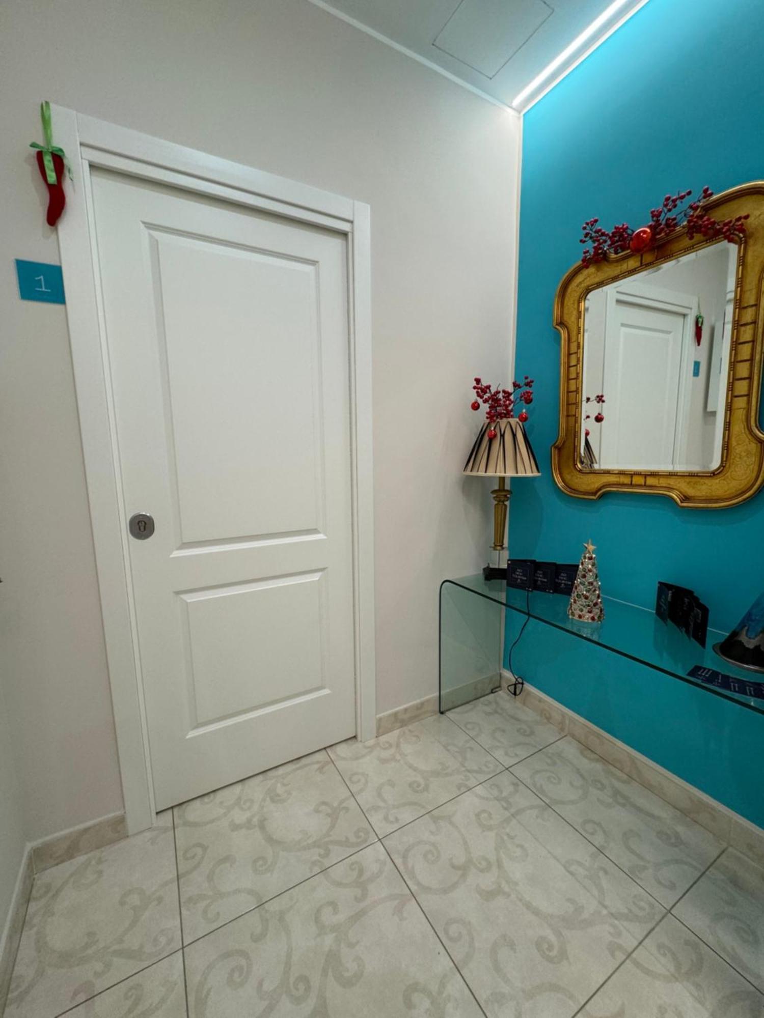 Casa Anatrella Comfort House เนเปิลส์ ภายนอก รูปภาพ